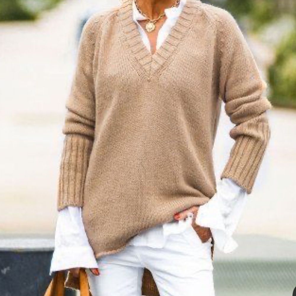 Women's V-Neck Sweater - Brown